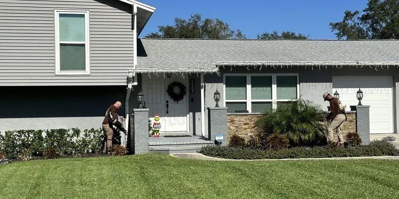 fertilizer application methods for residential lawns in Lutz FL